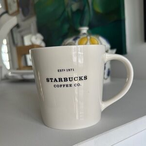 Starbucks Classic Oversized New Bone China Creamy White Mug 2010